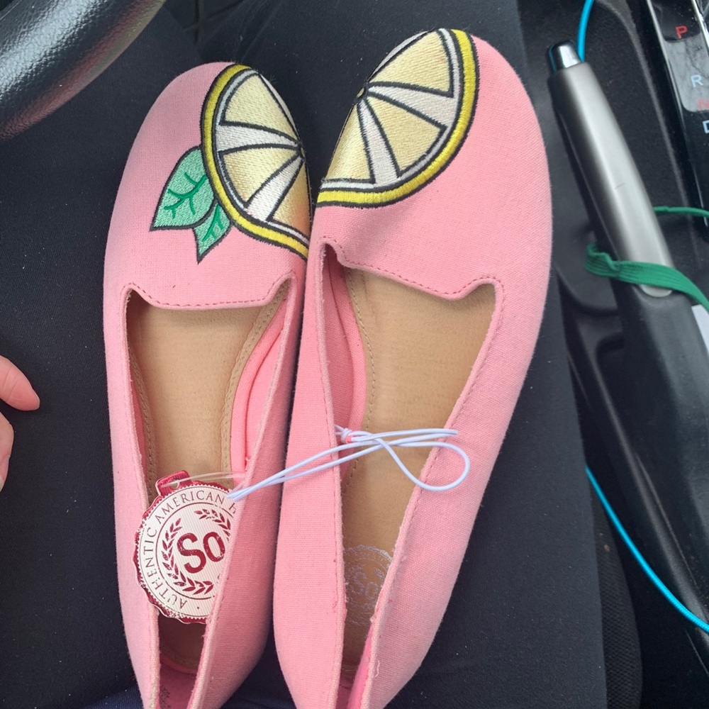 Lemon flats - Picture 5 of 5